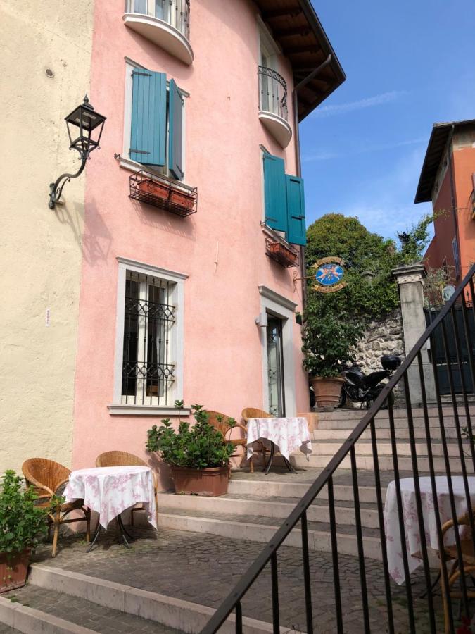 Locanda Agli Angeli Gardone Riviera Exterior photo